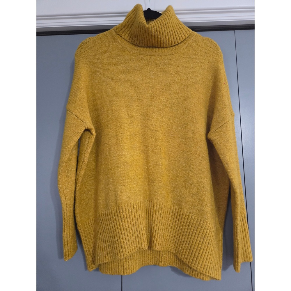 Excellent William Rast Turtleneck Sweater Size Small Yellow Oversized Knit
